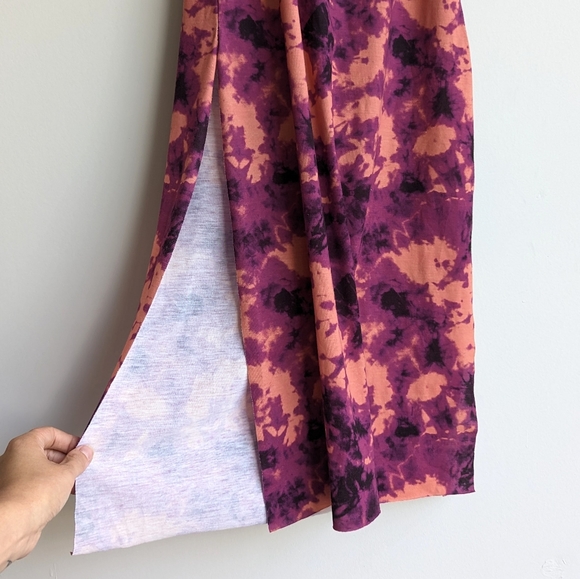 PrettyLittleThing tie dye midi dress - Picture 3 of 5